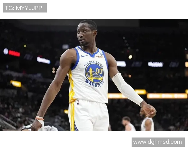 库明加蜕变绽放!勇士锋线群+长轮换显神威,库里巴特勒划水间屠熊? 库明加蜕变绽放!勇士锋线群+长轮换显神威,库里巴特勒划水间屠熊?