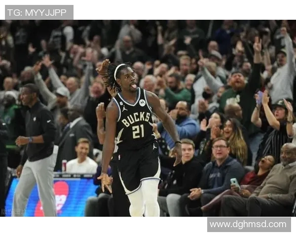 霍勒迪果断出手 外线三分还以颜色